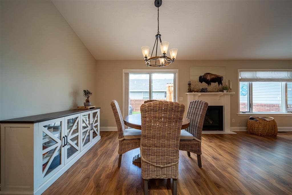 2925 Kent Ave — photo 11 of 25