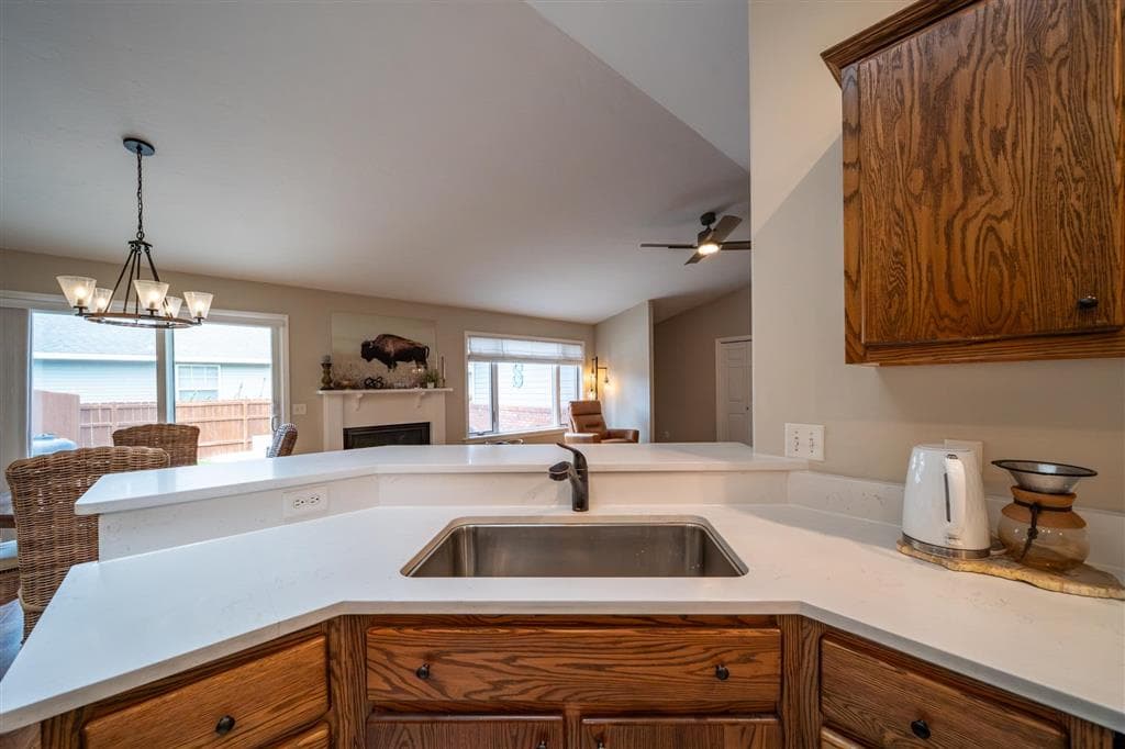 2925 Kent Ave — photo 14 of 25
