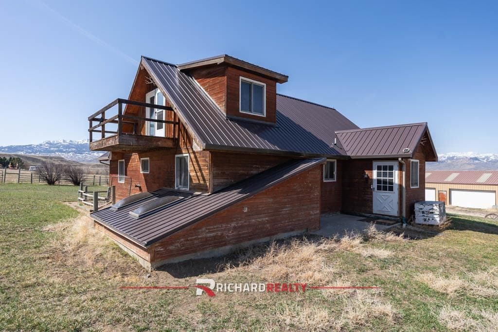 16 Caddis Ln — photo 3 of 25