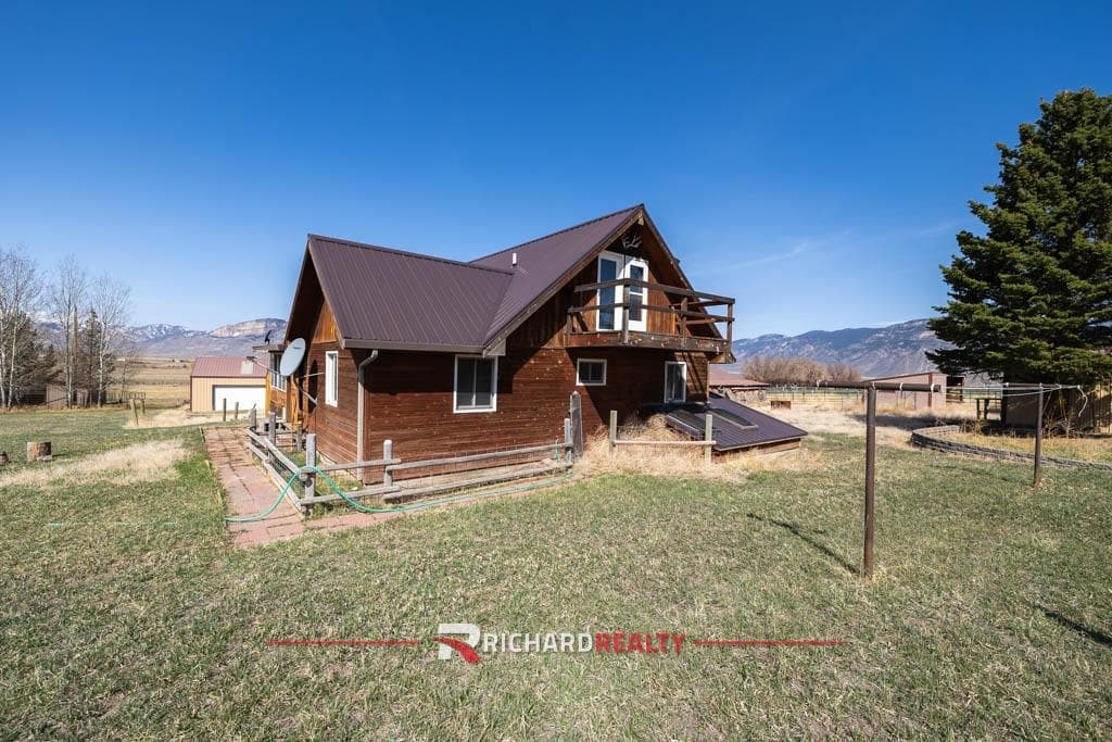 16 Caddis Ln — photo 4 of 25