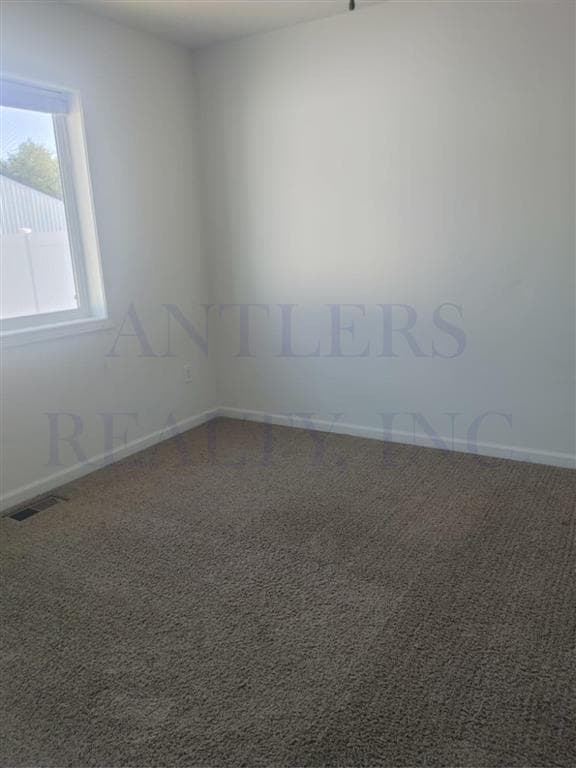 1190 E Adams St — photo 6 of 9
