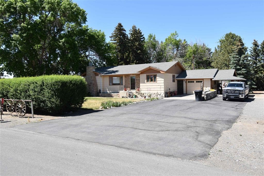 969 Lane 9 photo 1