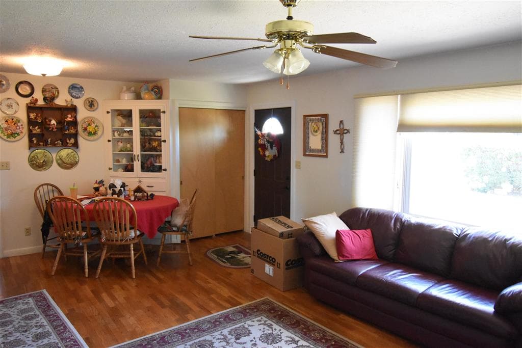 969 Lane 9 — photo 17 of 25