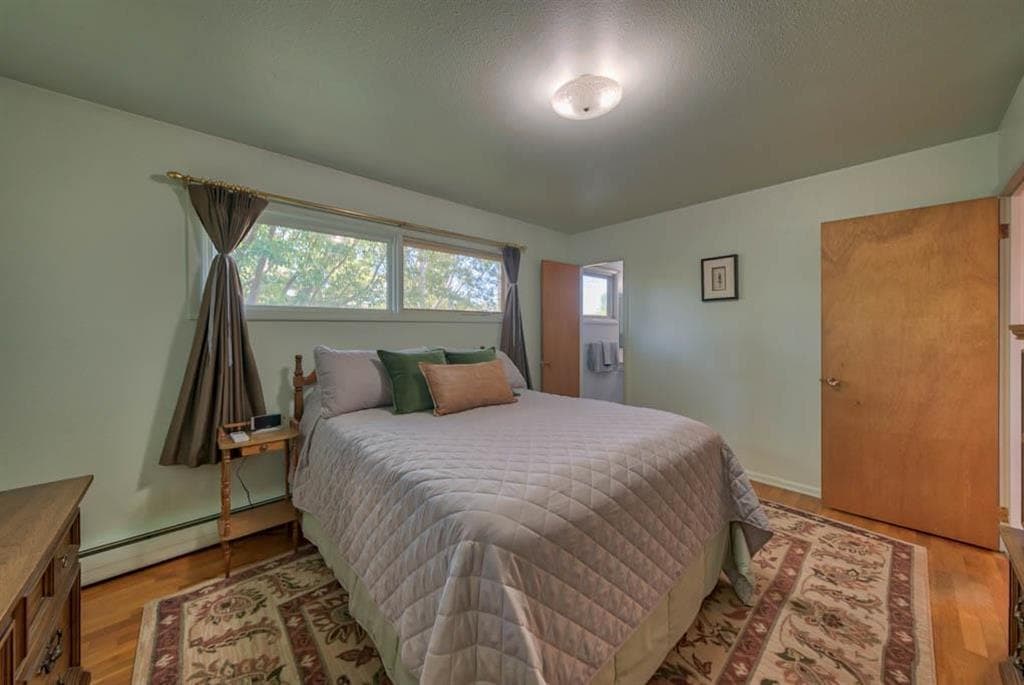 2580 Newton Ave — photo 15 of 25