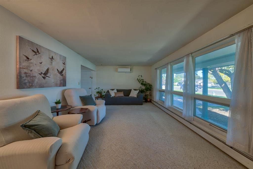 2580 Newton Ave — photo 4 of 25