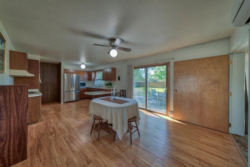 2580 Newton Ave — photo 8 of 25