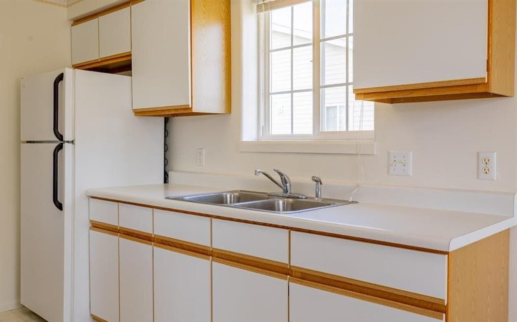 888 N N Gilbert St — photo 6 of 10