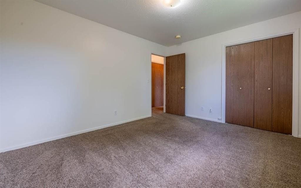 888 N N Gilbert St — photo 7 of 10