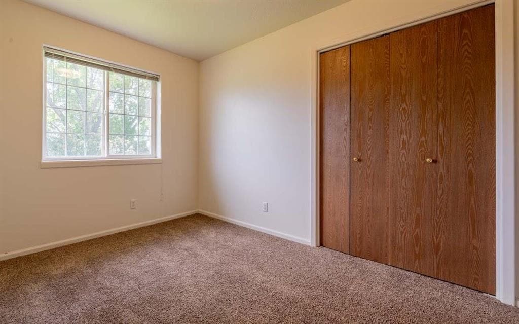 888 N N Gilbert St — photo 9 of 10