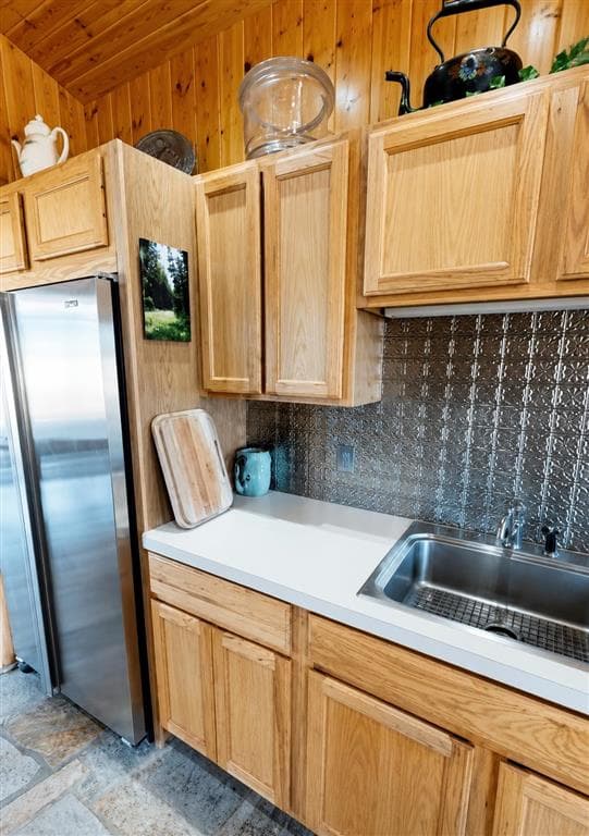 128 Laurel Dr — photo 14 of 25