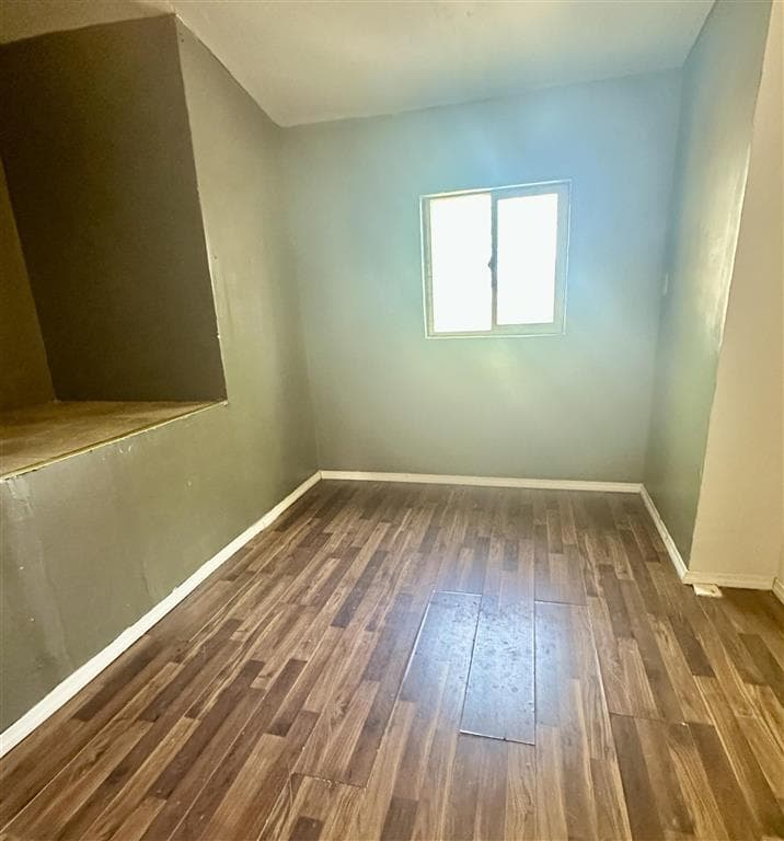 212 Robertson Ave — photo 12 of 18