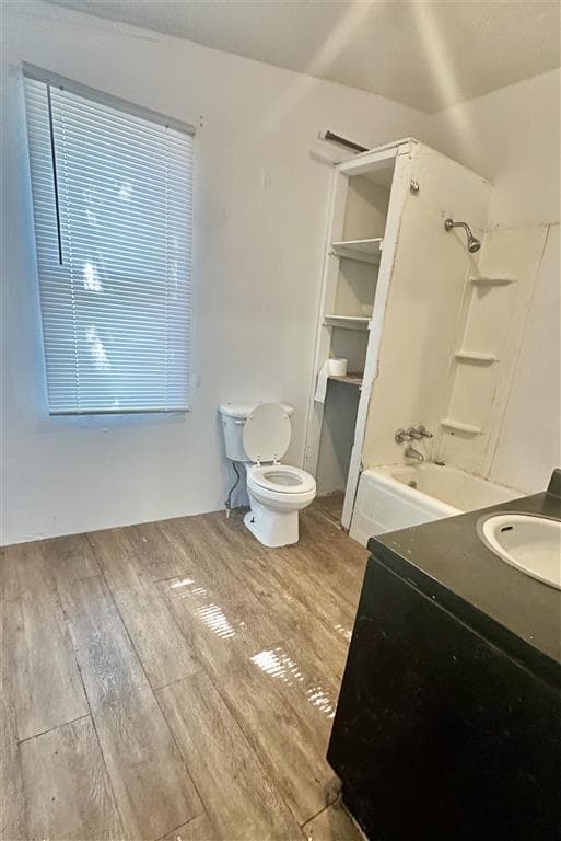 212 Robertson Ave — photo 13 of 18