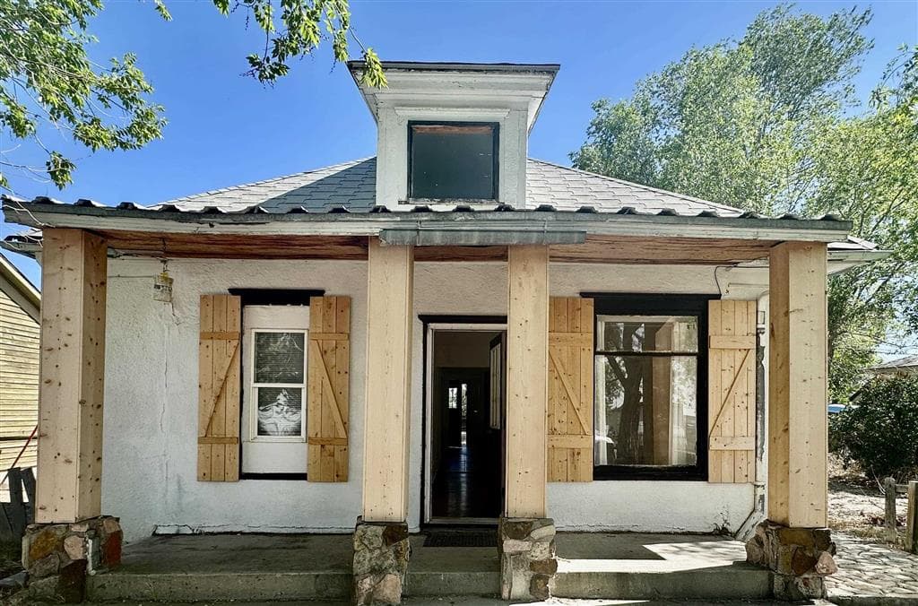 212 Robertson Ave — photo 15 of 18
