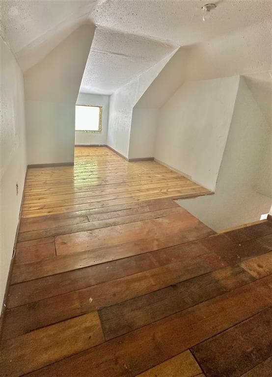 212 Robertson Ave — photo 8 of 18