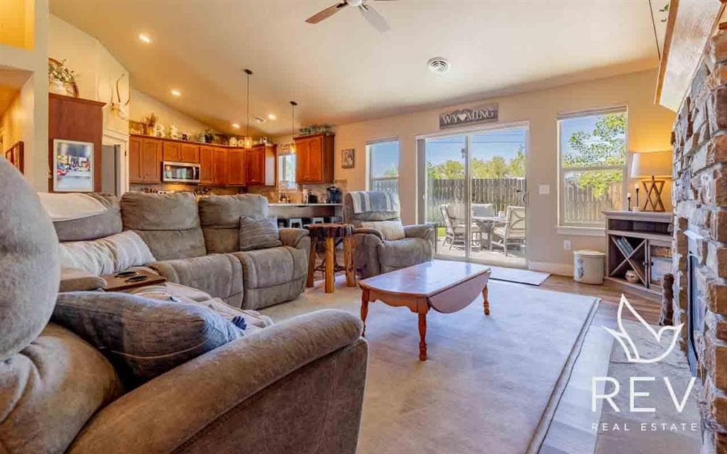 3008 Hardpan Ave — photo 15 of 25