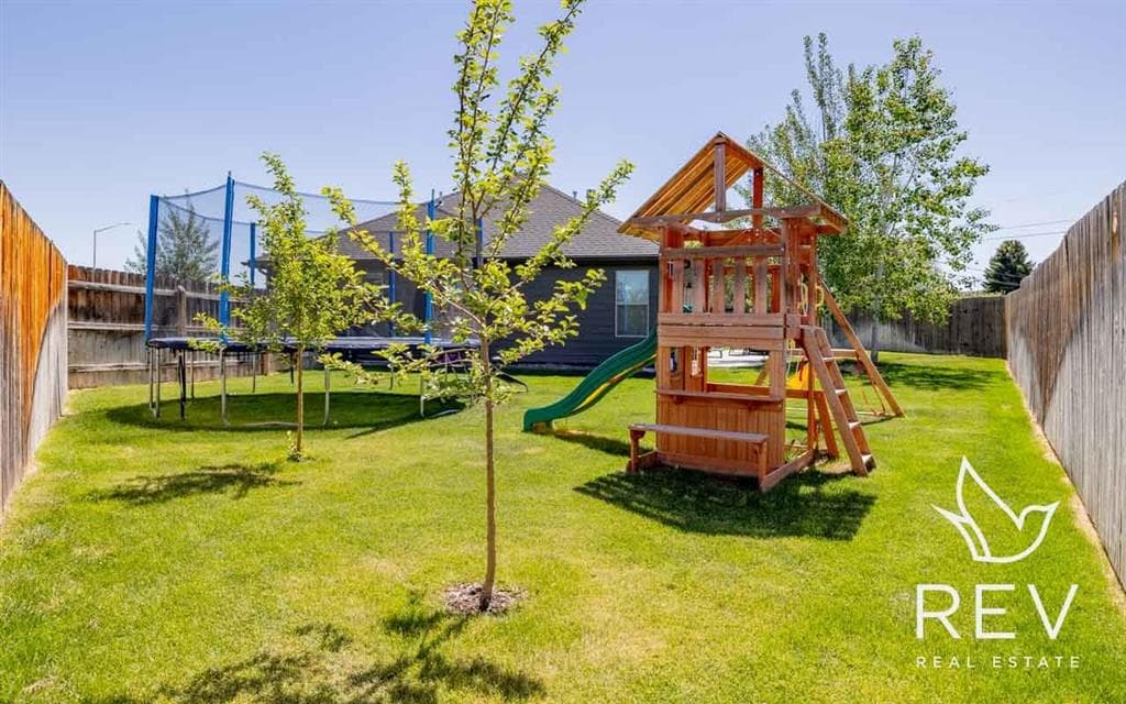 3008 Hardpan Ave — photo 4 of 25