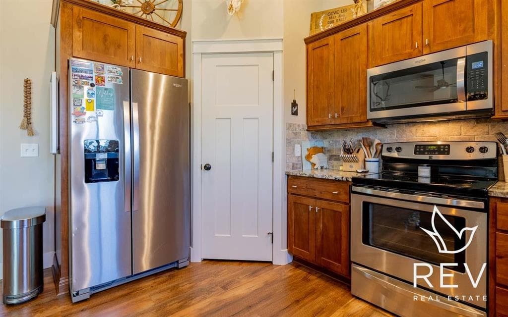 3008 Hardpan Ave — photo 7 of 25