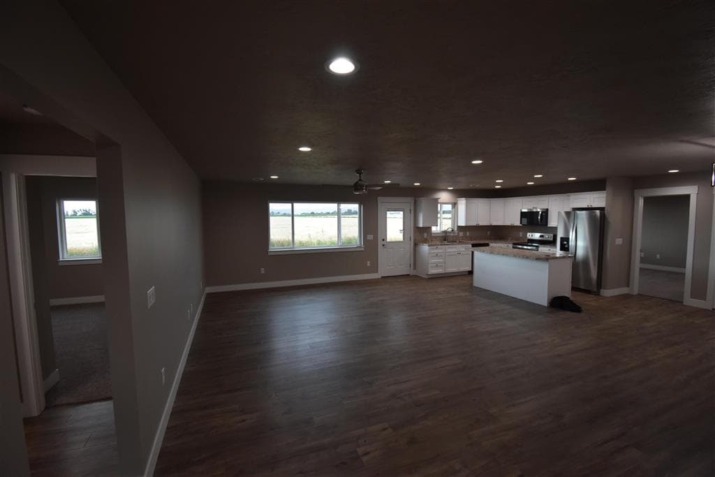 1026 Reagan Street — photo 4 of 17
