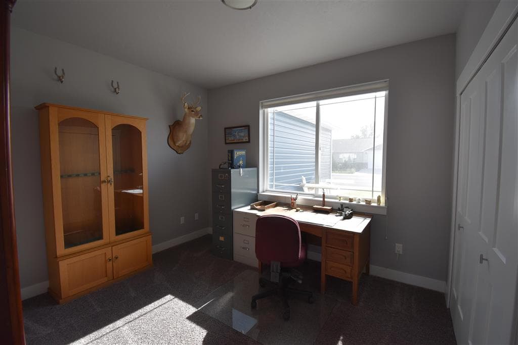 158 S Cedarwood Dr — photo 21 of 25