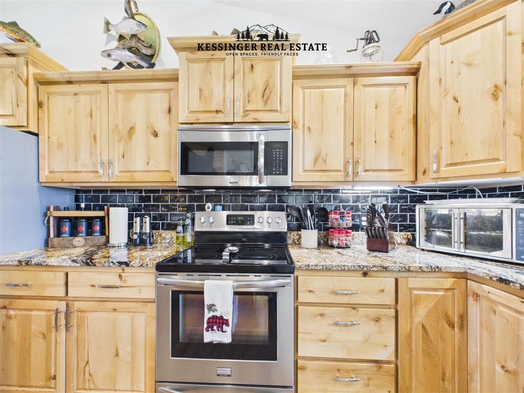 3532 Maple Leaf Ave — photo 15 of 25