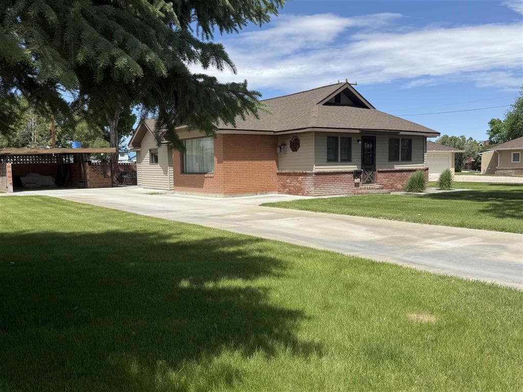 764 Shoshone Ave — photo 5 of 25