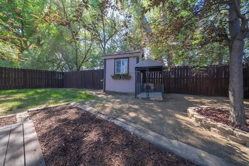 2132 26th St — photo 21 of 25