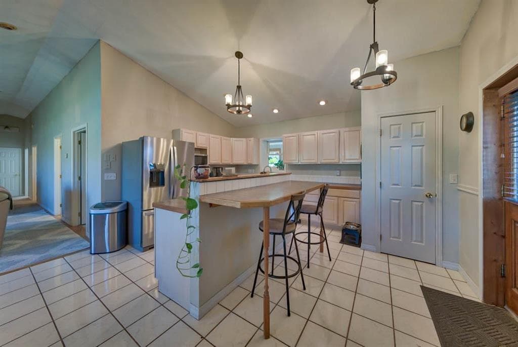 2132 26th St — photo 4 of 25