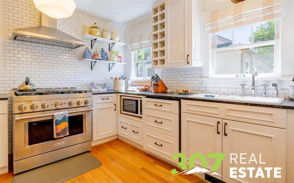 916 Canyon Ave — photo 15 of 25
