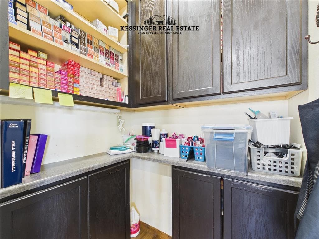 341 N Division St — photo 8 of 19
