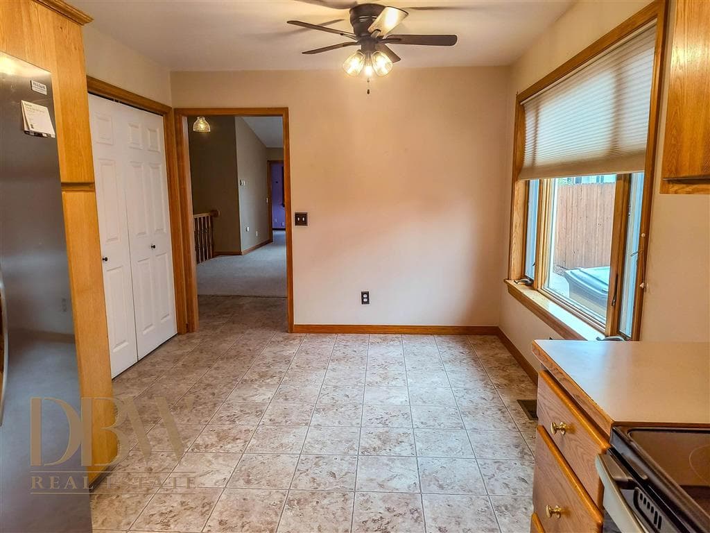 1208 Sage Brush St — photo 10 of 25