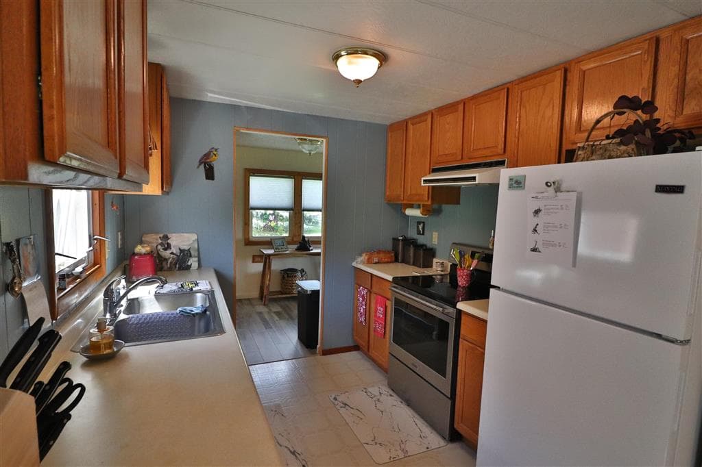 414 Southfork Rd — photo 5 of 25