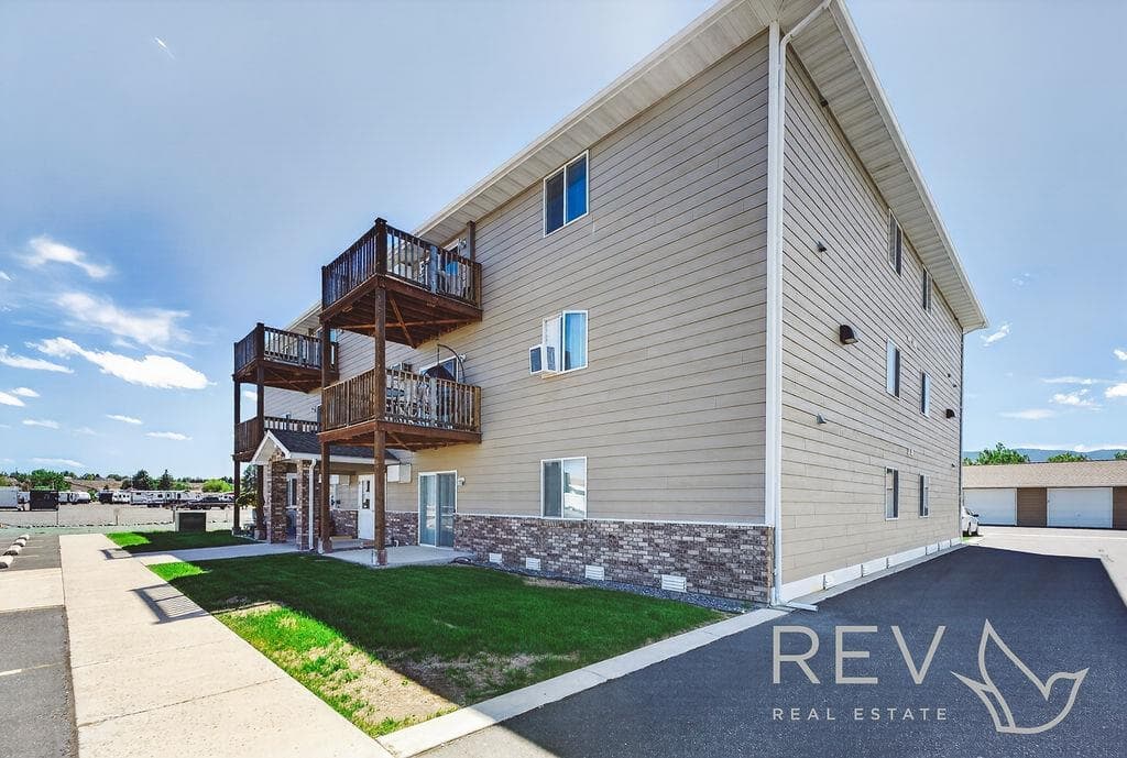 2844 Kent Ave — photo 18 of 18