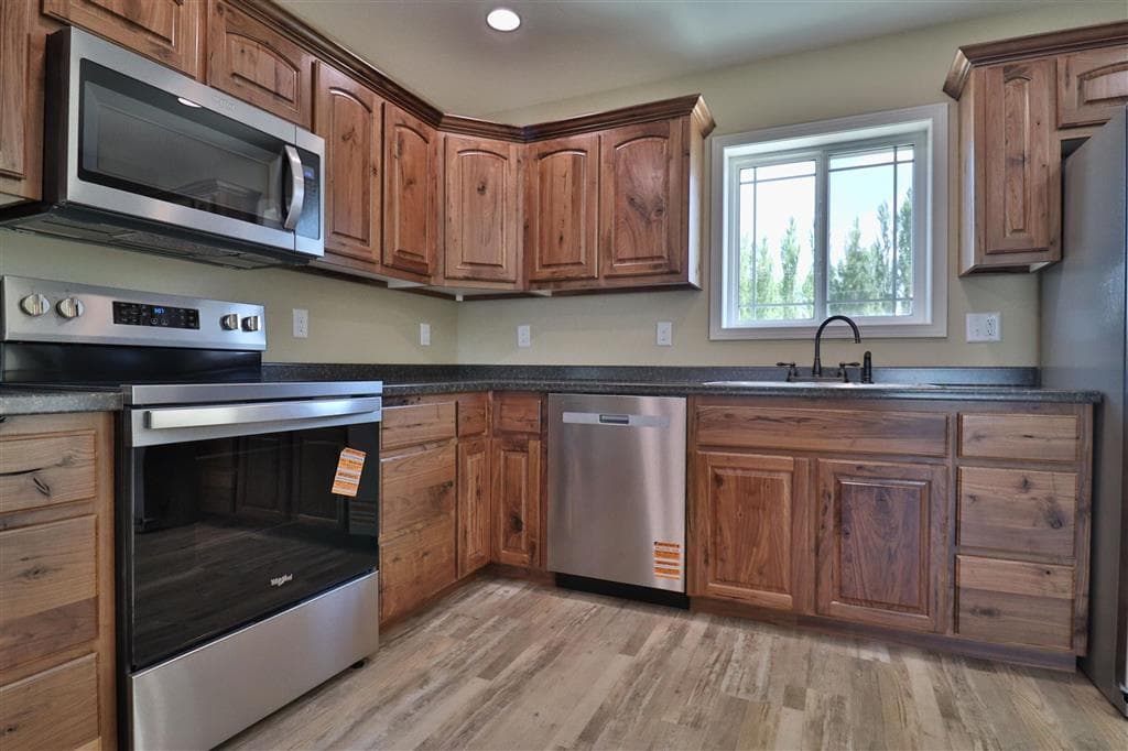 1182 Van Pl — photo 6 of 21