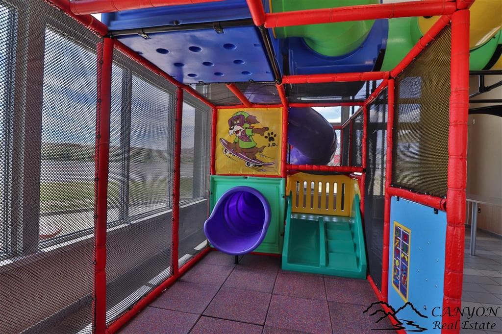 1902 Mountain View Dr — photo 21 of 25