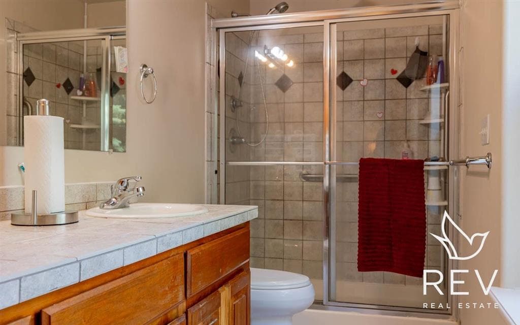814 35th St — photo 21 of 25