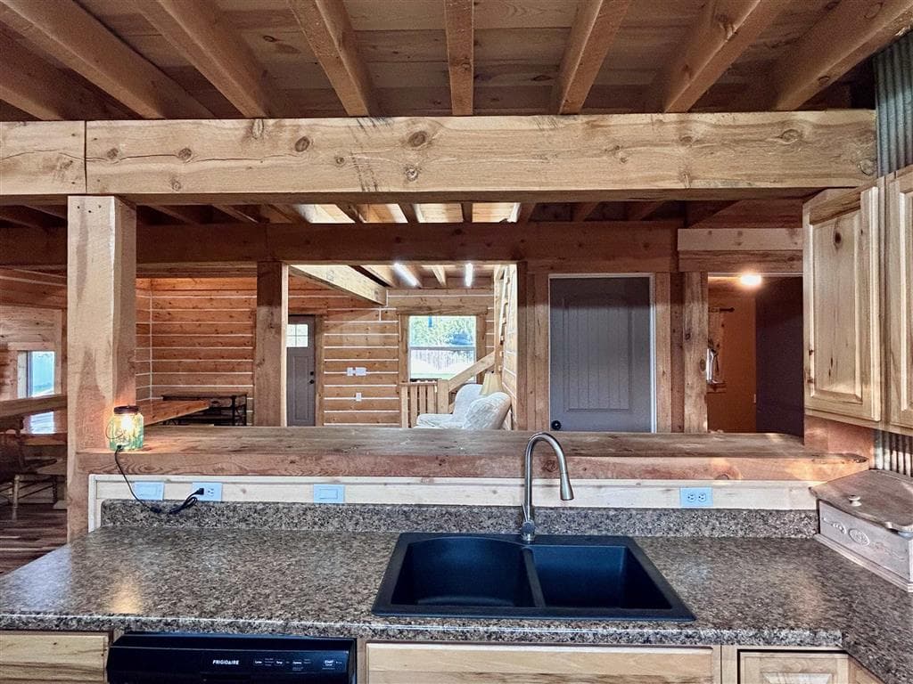 307 W Platte — photo 13 of 25