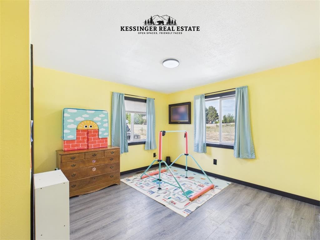 1133 Barrows Rd — photo 17 of 25