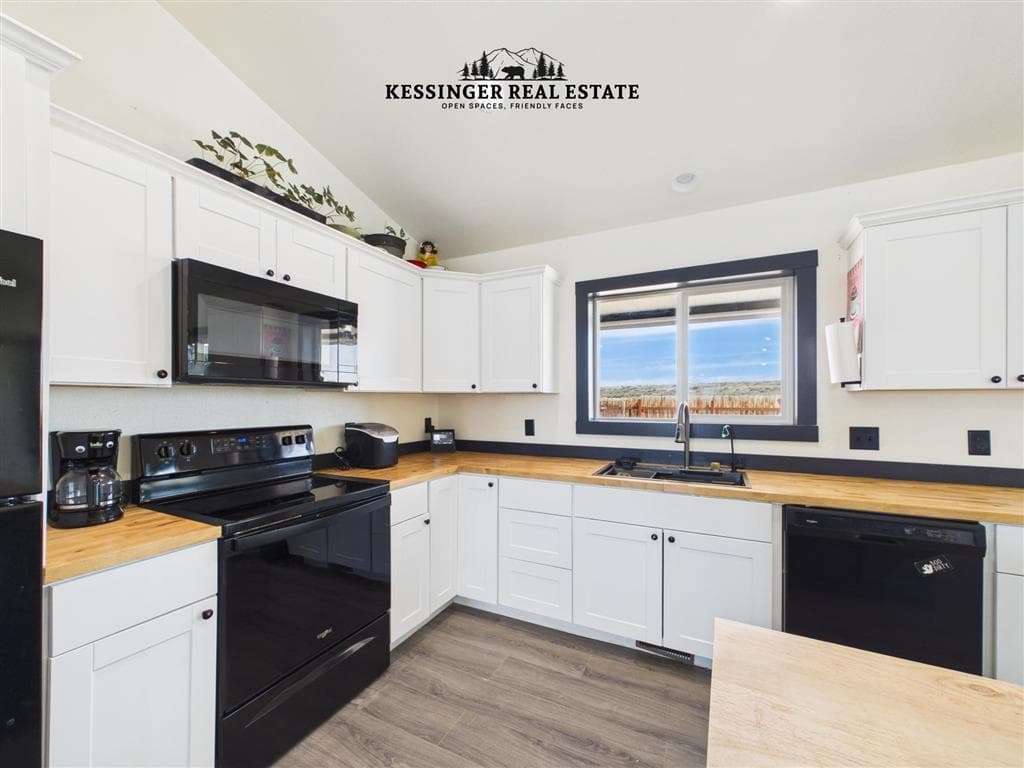 1133 Barrows Rd — photo 8 of 25