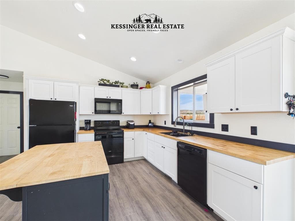 1133 Barrows Rd — photo 10 of 25