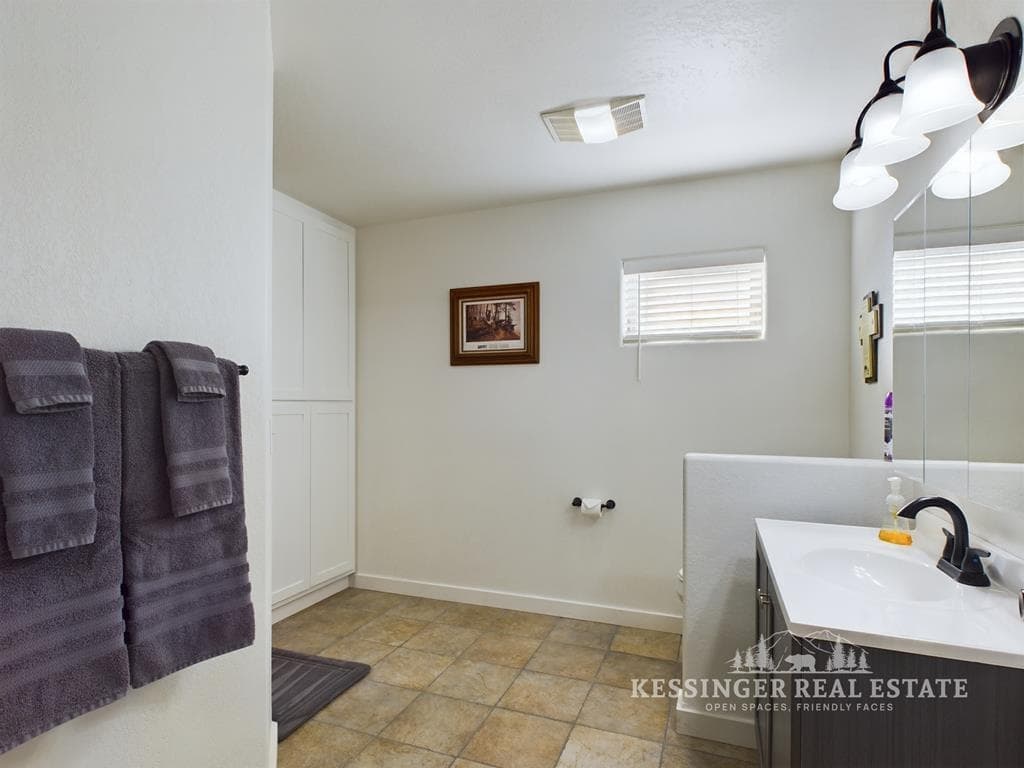 653 Southfork Rd — photo 22 of 25