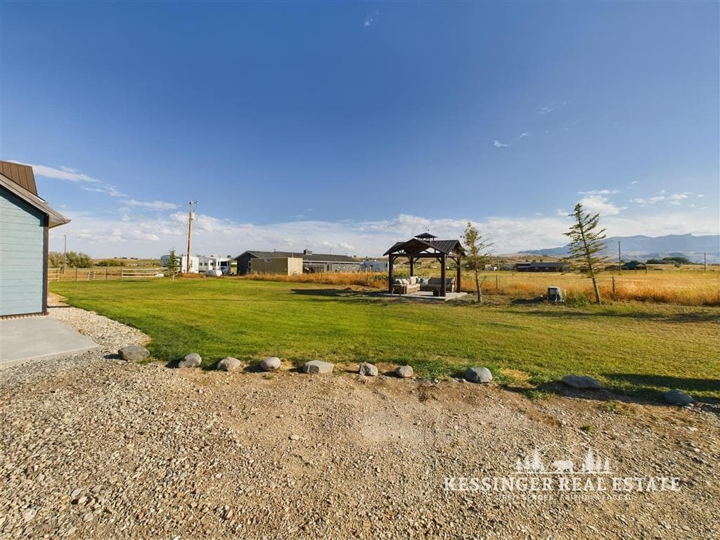 653 Southfork Rd — photo 6 of 25