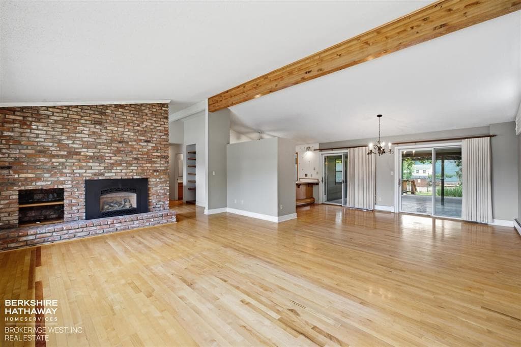 1214 Birch Ln — photo 11 of 25