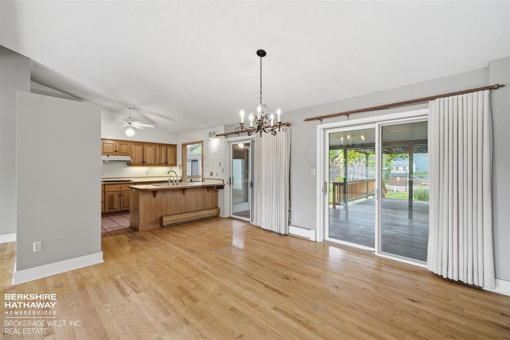1214 Birch Ln — photo 12 of 25