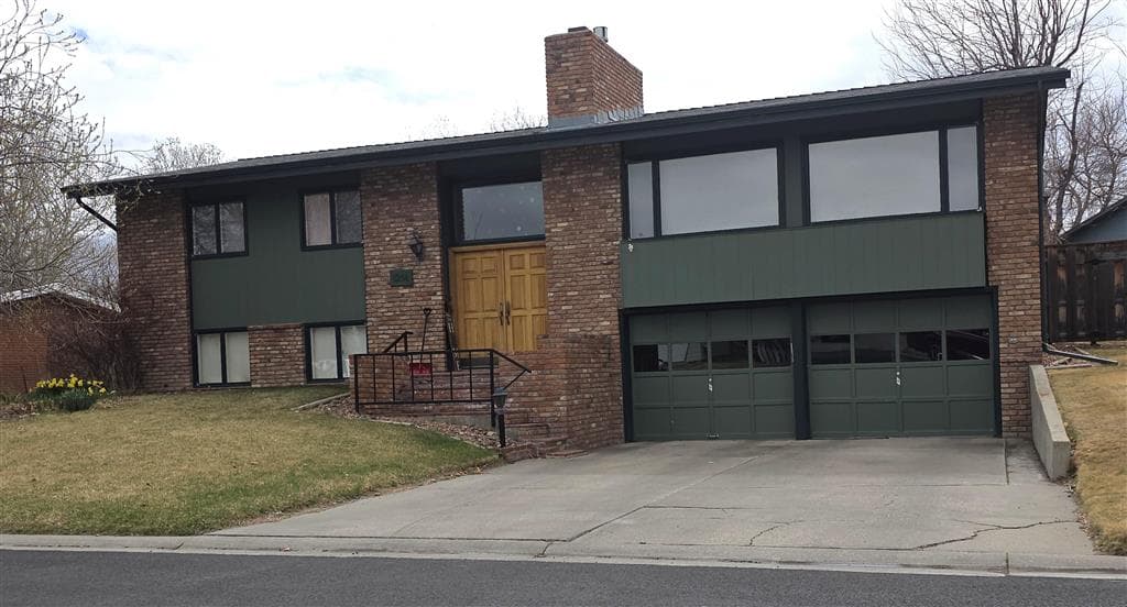 1214 Birch Ln — photo 3 of 3