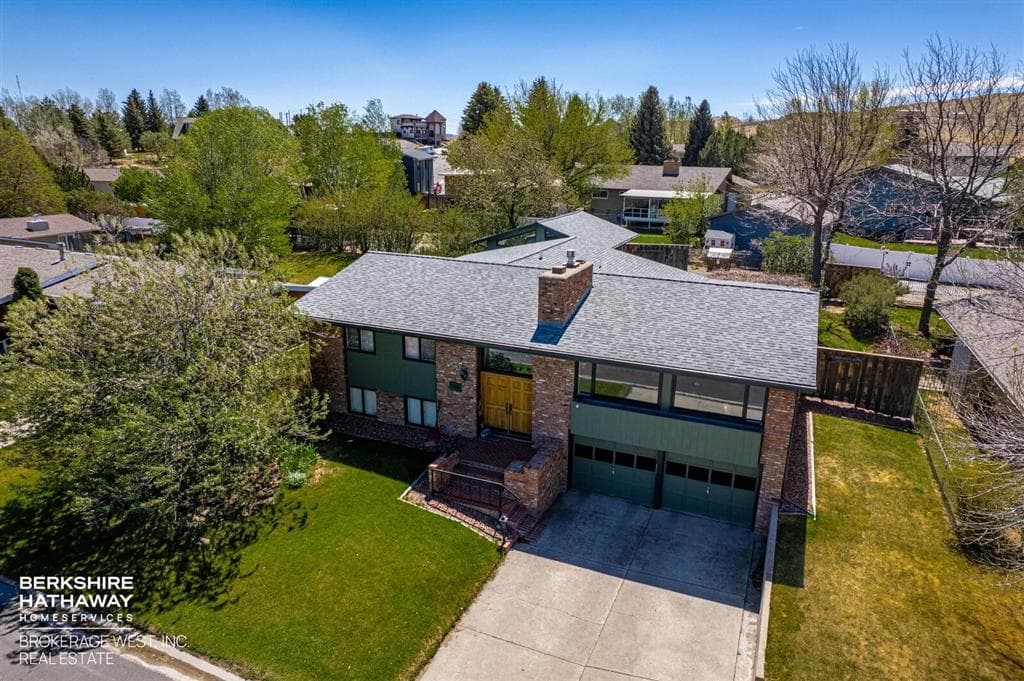 1214 Birch Ln — photo 9 of 25