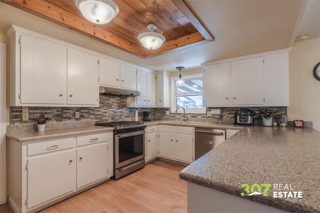 5570 Greybull Hwy — photo 11 of 25