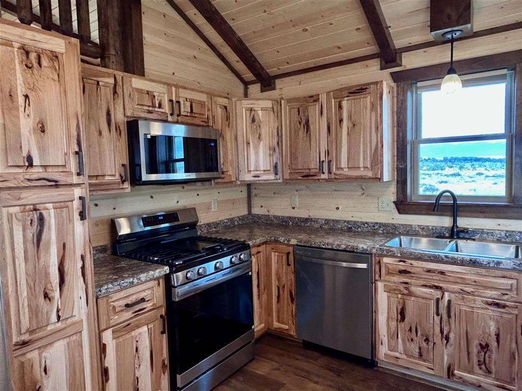316 Frontier Drive — photo 7 of 25