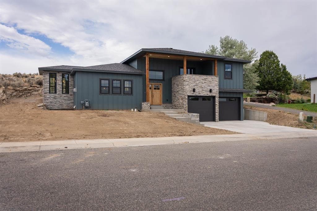 1332 Huff n' Puff Ave — photo 2 of 25