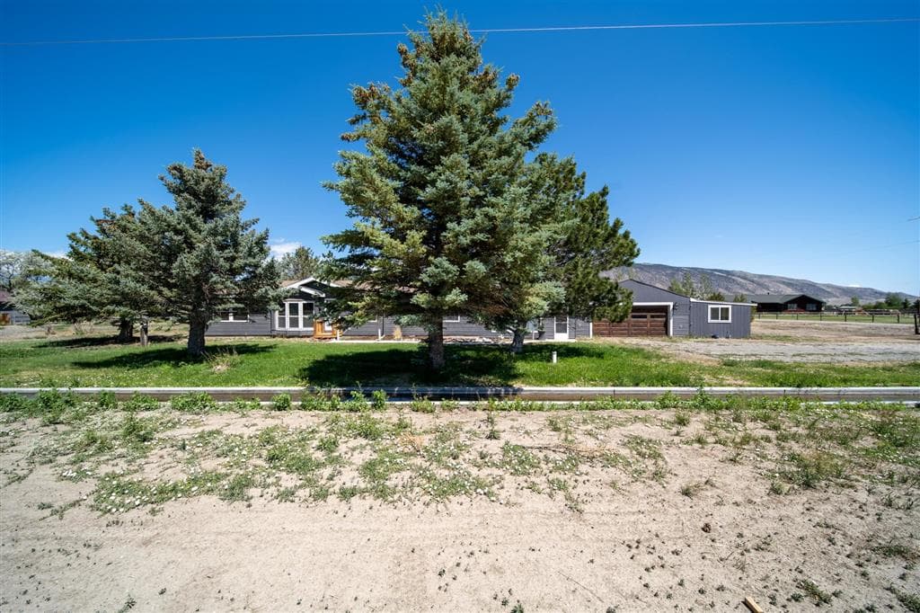 95 Marquette Dr photo 1