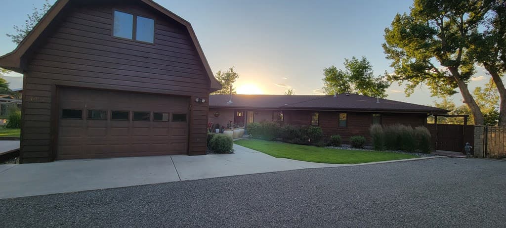 1037 View St — photo 7 of 24